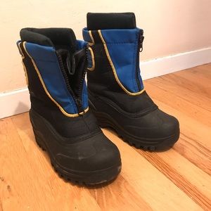 Snow Boots